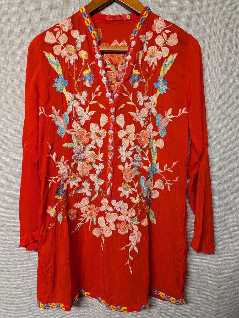 Johnny Was ♥️ Red Embroidered Floral Tunic Long Sleeve Size Petite XS